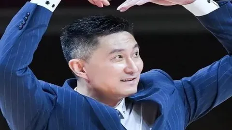 米特尔施塔特失分，拉斯帕多里点球破门，两队差距仍为一球