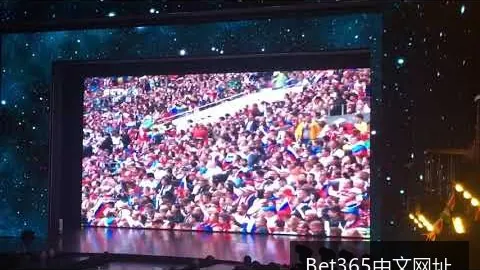 《英雄联盟》职业联赛新赛季开启，八支战队争夺冠军荣耀